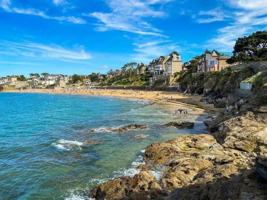 T3 Neuf 5 Minutes Des Plages Garage Prive Dinard